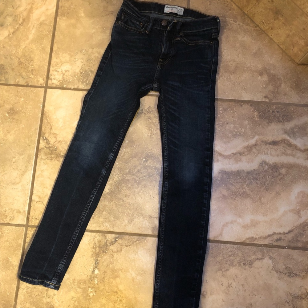 Abercrombie kids dark blue jeans